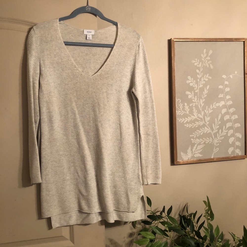 Women’s old navy small grey sweater